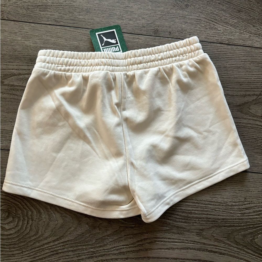 Puma girls embroided shorts - Picture 2 of 4